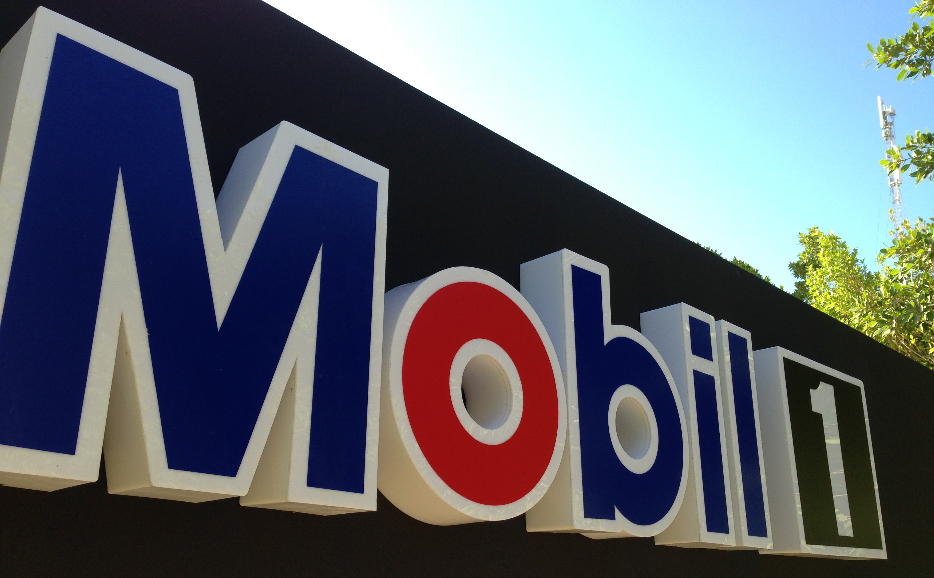 MOBIL 1 RACING SIMULATOR ACTIVATION