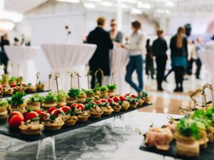 Full Guide to Catering Services for Outdoor Events